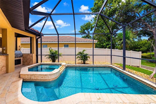 5624 AARON COURT, Sarasota, FL 34232