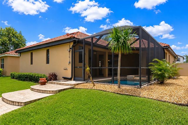5624 AARON COURT, Sarasota, FL 34232