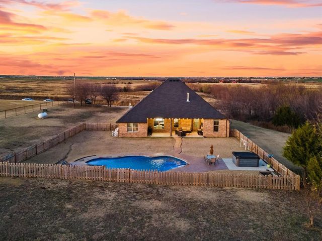 5116 Edmond Rd. NW, Piedmont, OK 73078