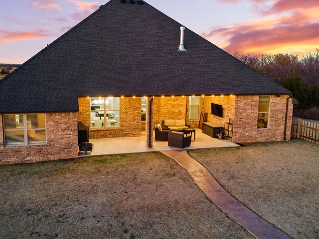 5116 Edmond Rd. NW, Piedmont, OK 73078