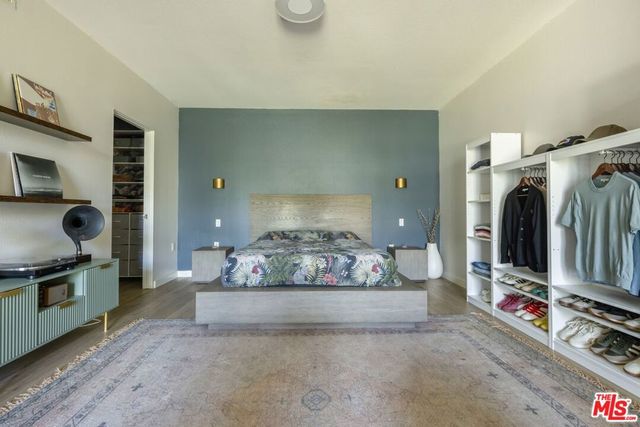 13045 Pacific 117, Los Angeles, CA 90094
