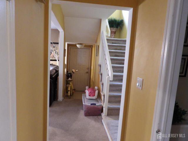 41 Riverbend Drive, North Brunswick, NJ 08902