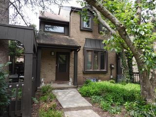 41 Riverbend Drive, North Brunswick, NJ 08902