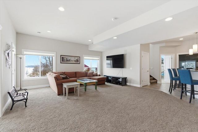 3403 Whistling Wind Way, Sun Prairie, WI 53590