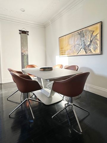 17 Gloucester St 5, Boston, MA 02115