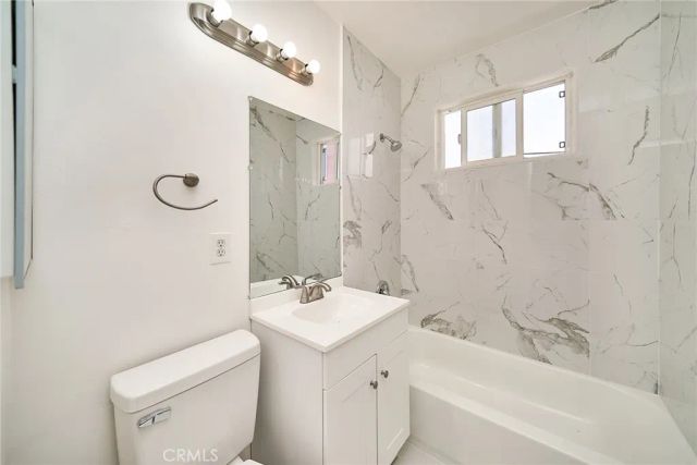 1103 S Hobart Boulevard, Los Angeles, CA 90006