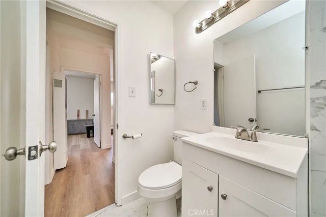 1103 S Hobart Boulevard, Los Angeles, CA 90006