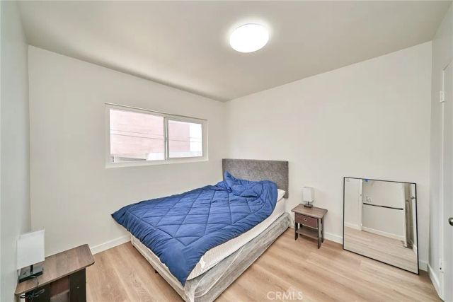 1103 S Hobart Boulevard, Los Angeles, CA 90006