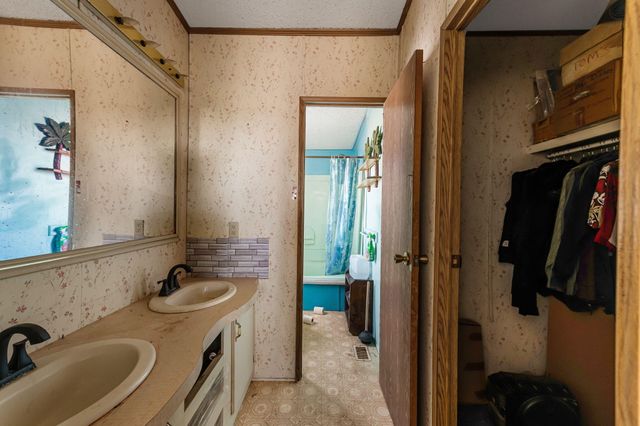 167 Espejo, Moriarty, NM 87035