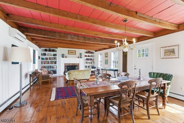 15 Welisewitz Road, East Amwell Twp., NJ 08551
