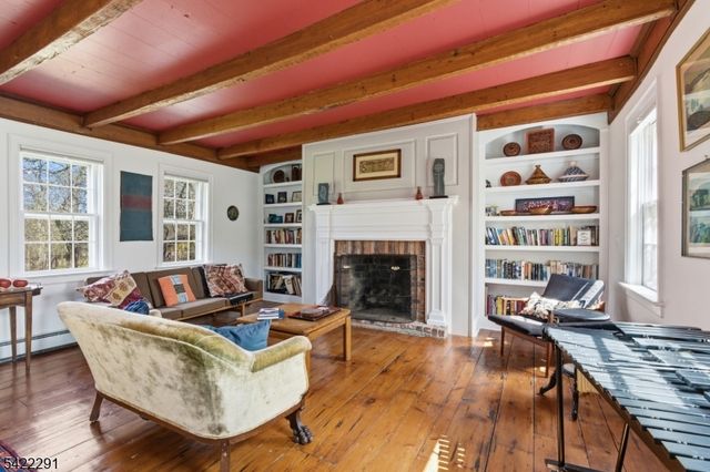 15 Welisewitz Road, East Amwell Twp., NJ 08551