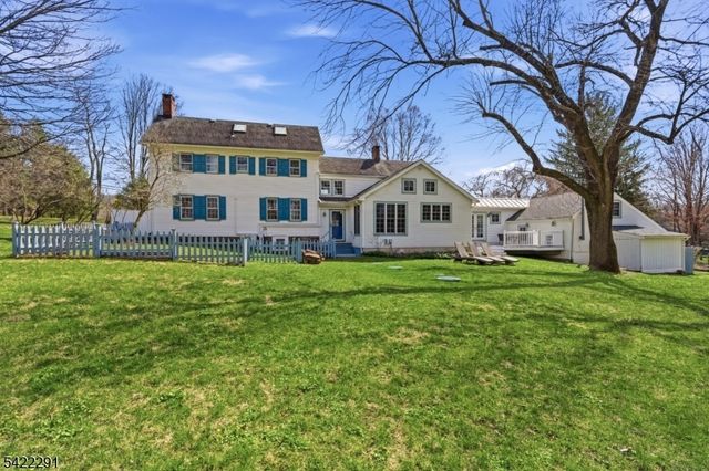 15 Welisewitz Road, East Amwell Twp., NJ 08551