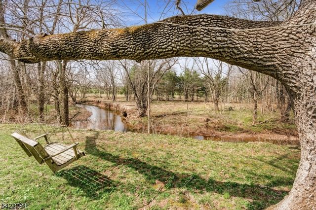 15 Welisewitz Road, East Amwell Twp., NJ 08551