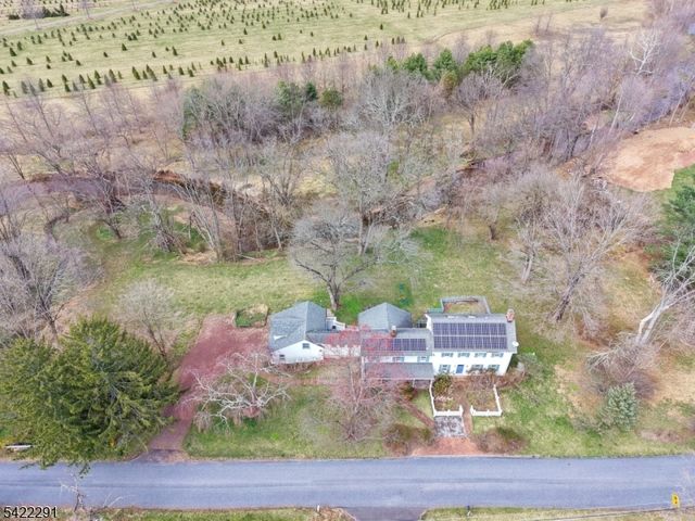 15 Welisewitz Road, East Amwell Twp., NJ 08551