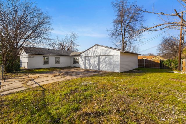 3913 Pate Drive, Fort Worth, TX 76119