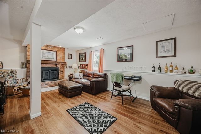 1004 Lancaster Drive, Medina, OH 44256
