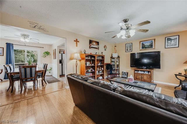 1004 Lancaster Drive, Medina, OH 44256