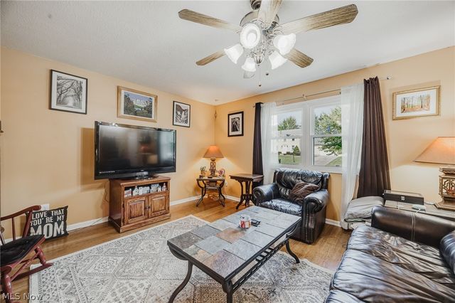 1004 Lancaster Drive, Medina, OH 44256
