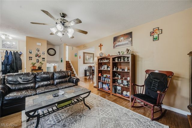 1004 Lancaster Drive, Medina, OH 44256
