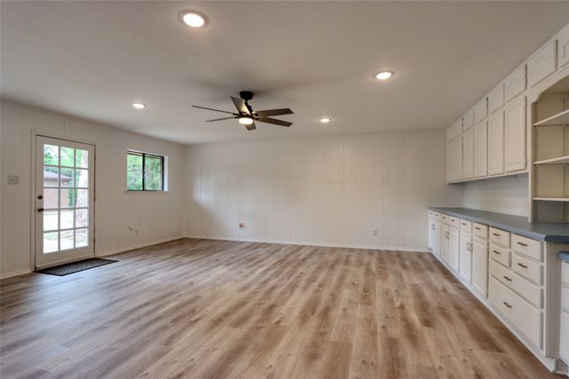 306 Larry Drive, Duncanville, TX 75137