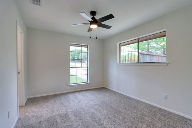 306 Larry Drive, Duncanville, TX 75137