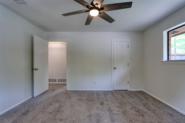 306 Larry Drive, Duncanville, TX 75137