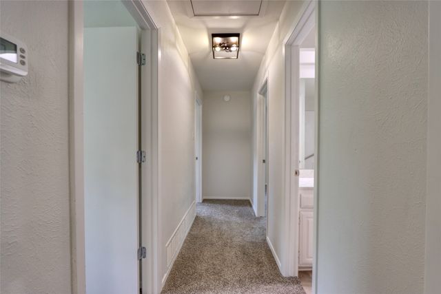 306 Larry Drive, Duncanville, TX 75137