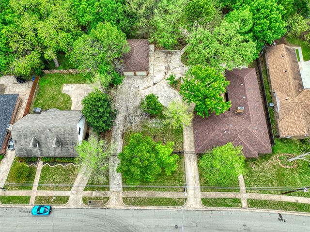 306 Larry Drive, Duncanville, TX 75137