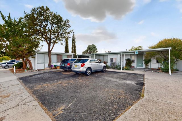 301 Graceland Drive SE, Albuquerque, NM 87108