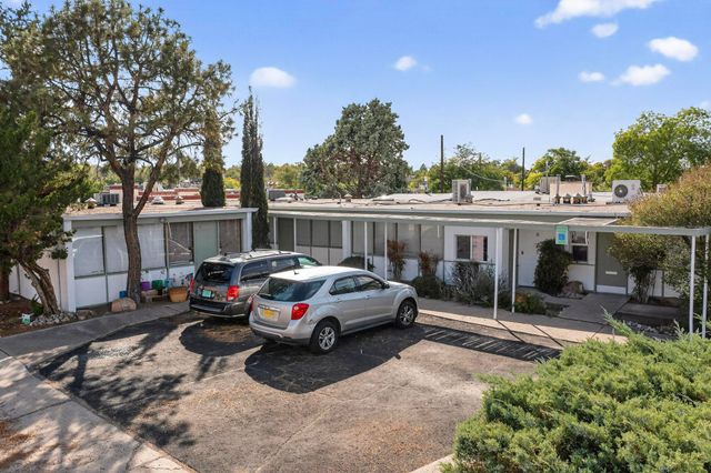 301 Graceland Drive SE, Albuquerque, NM 87108