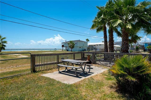 714 S. Sandpiper, Ingleside, TX 78362