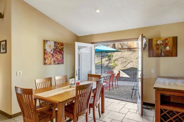 810 Altura Place, Del Rey Oaks, CA 93940