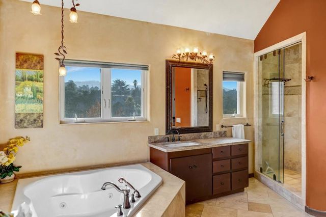 810 Altura Place, Del Rey Oaks, CA 93940