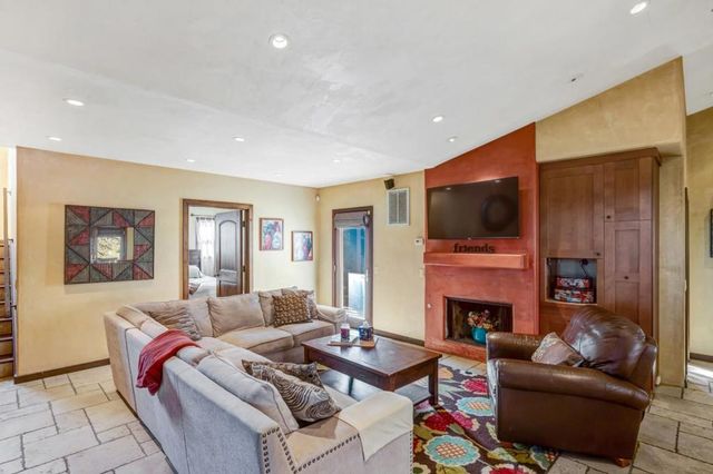 810 Altura Place, Del Rey Oaks, CA 93940