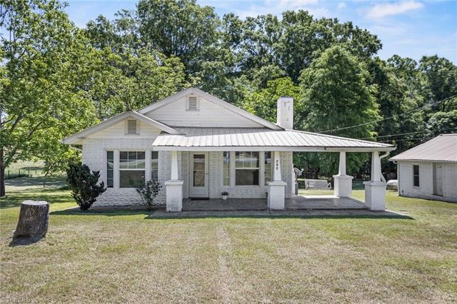 792 Academy Street, Franklinville, NC 27248