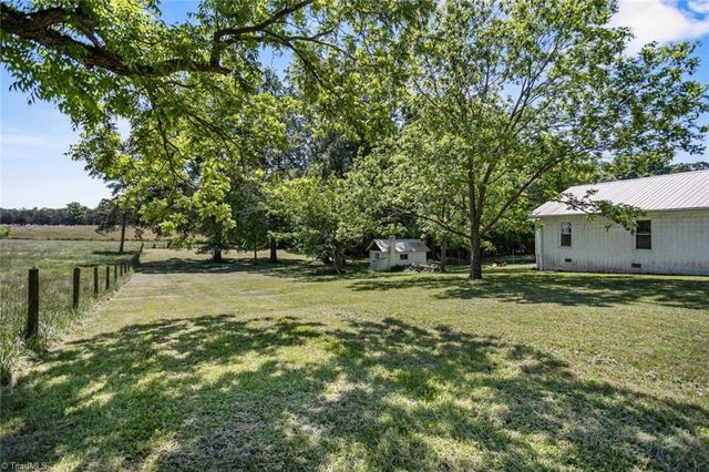 792 Academy Street, Franklinville, NC 27248