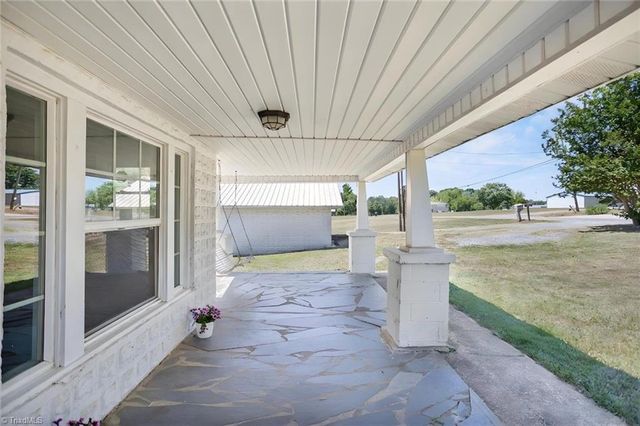 792 Academy Street, Franklinville, NC 27248