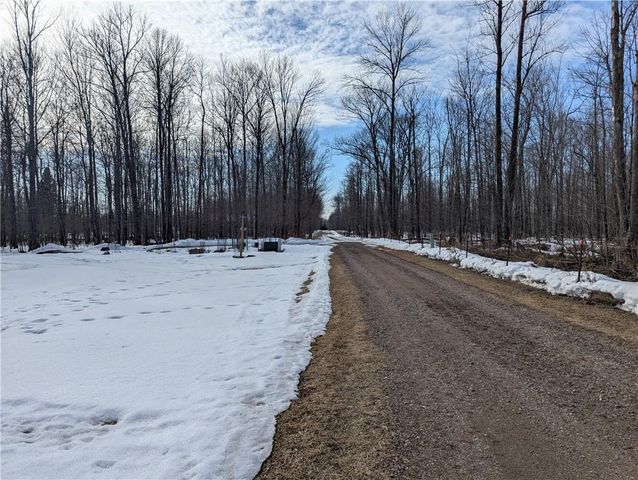 N4900 Homestead Road, Hawkins, WI 54530