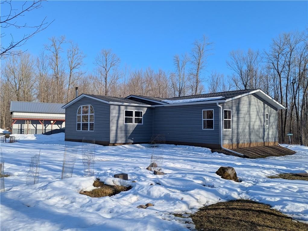N4900 Homestead Road, Hawkins, WI 54530