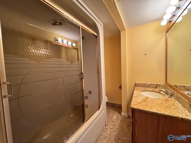 2700 Briarwood Drive SE, Huntsville, AL 35801