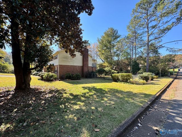 2700 Briarwood Drive SE, Huntsville, AL 35801