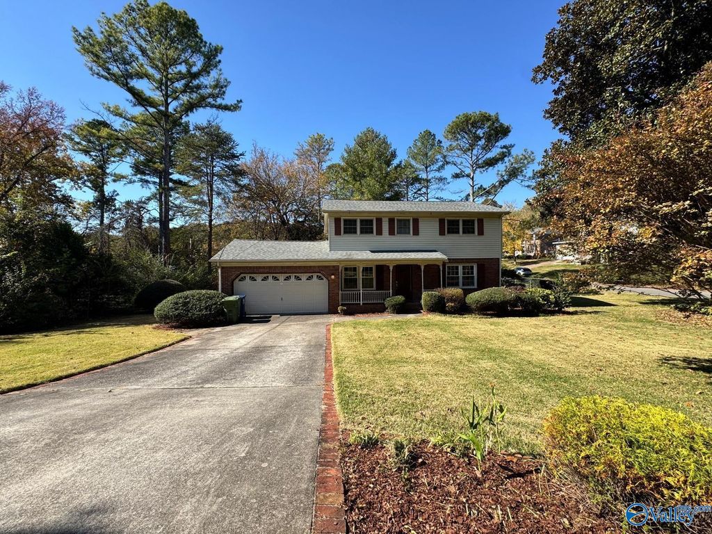 2700 Briarwood Drive SE, Huntsville, AL 35801