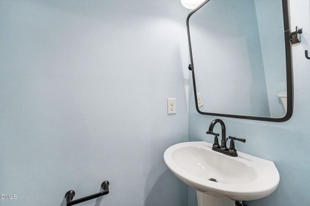 155 Florians Drive, Holly Springs, NC 27540