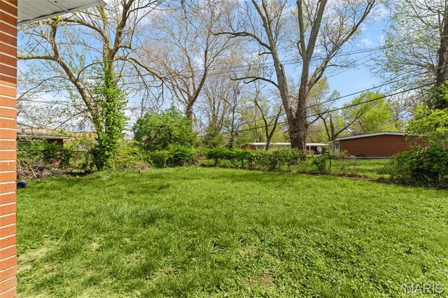 8418 Midwood Avenue, Berkeley, MO 63134