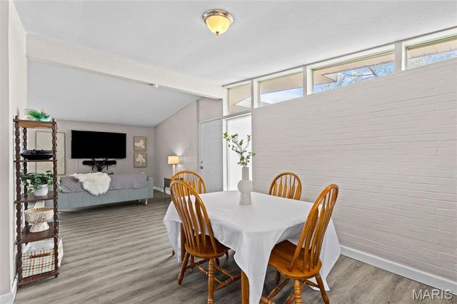 8418 Midwood Avenue, Berkeley, MO 63134