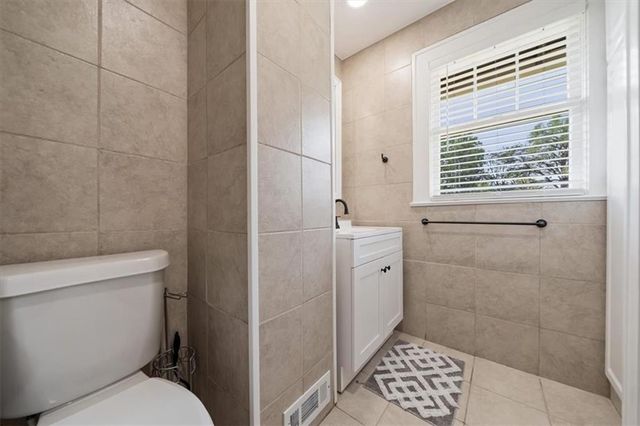 103 N Wilson Street, Independence, MO 64050