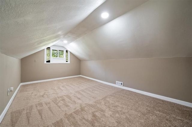 103 N Wilson Street, Independence, MO 64050
