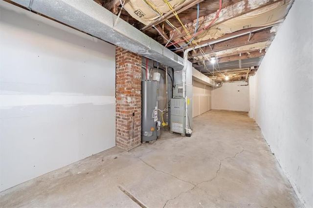 103 N Wilson Street, Independence, MO 64050