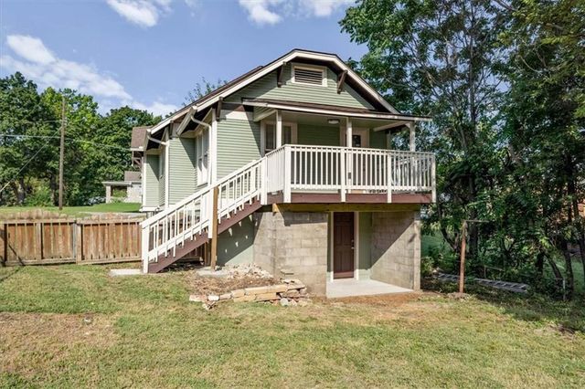 103 N Wilson Street, Independence, MO 64050