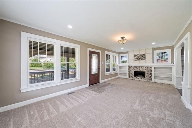 103 N Wilson Street, Independence, MO 64050
